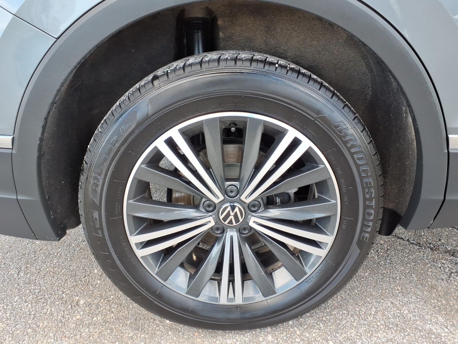 used 2024 Volkswagen Tiguan car, priced at $25,995