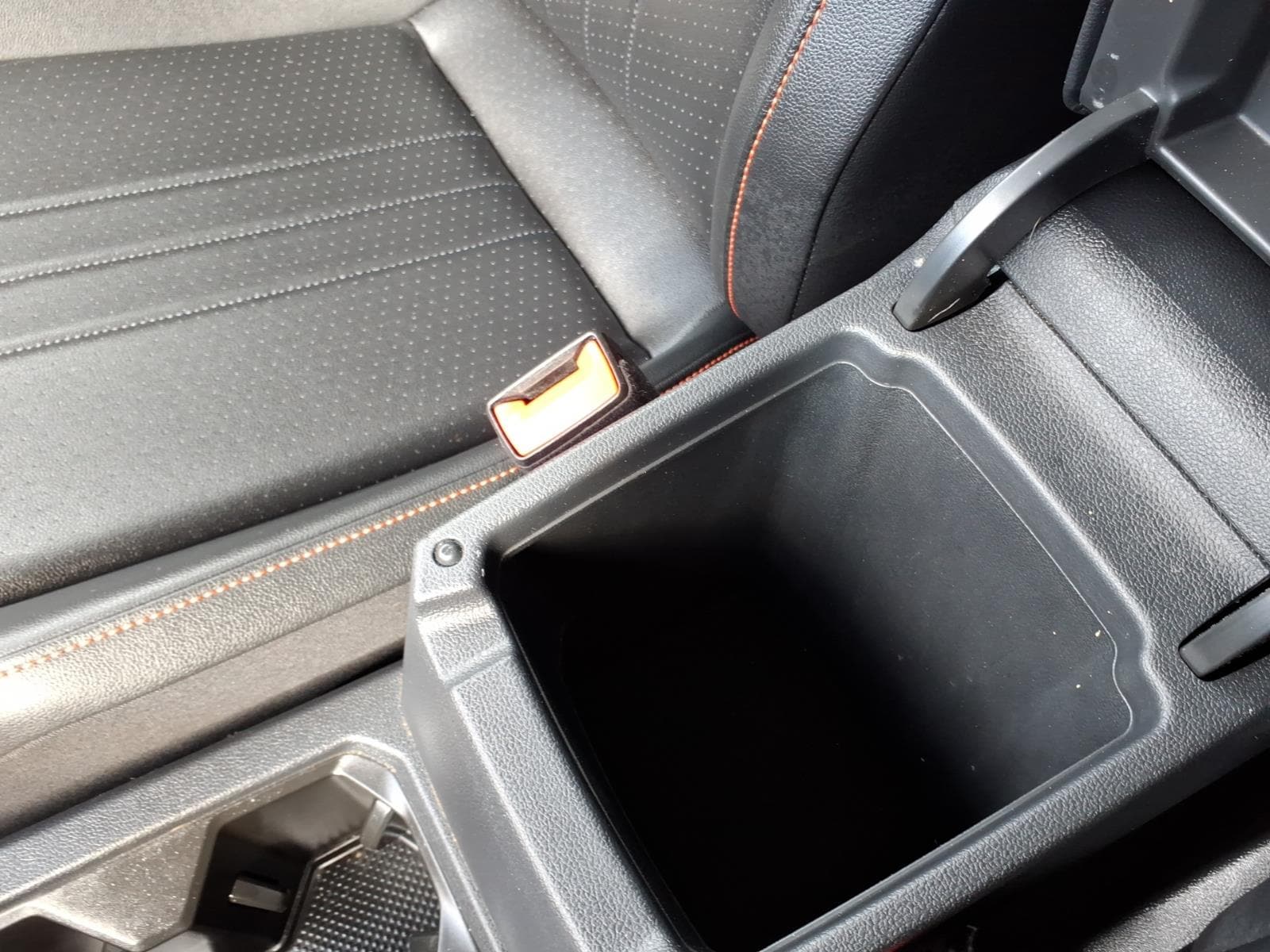 used 2024 Volkswagen Tiguan car, priced at $25,995