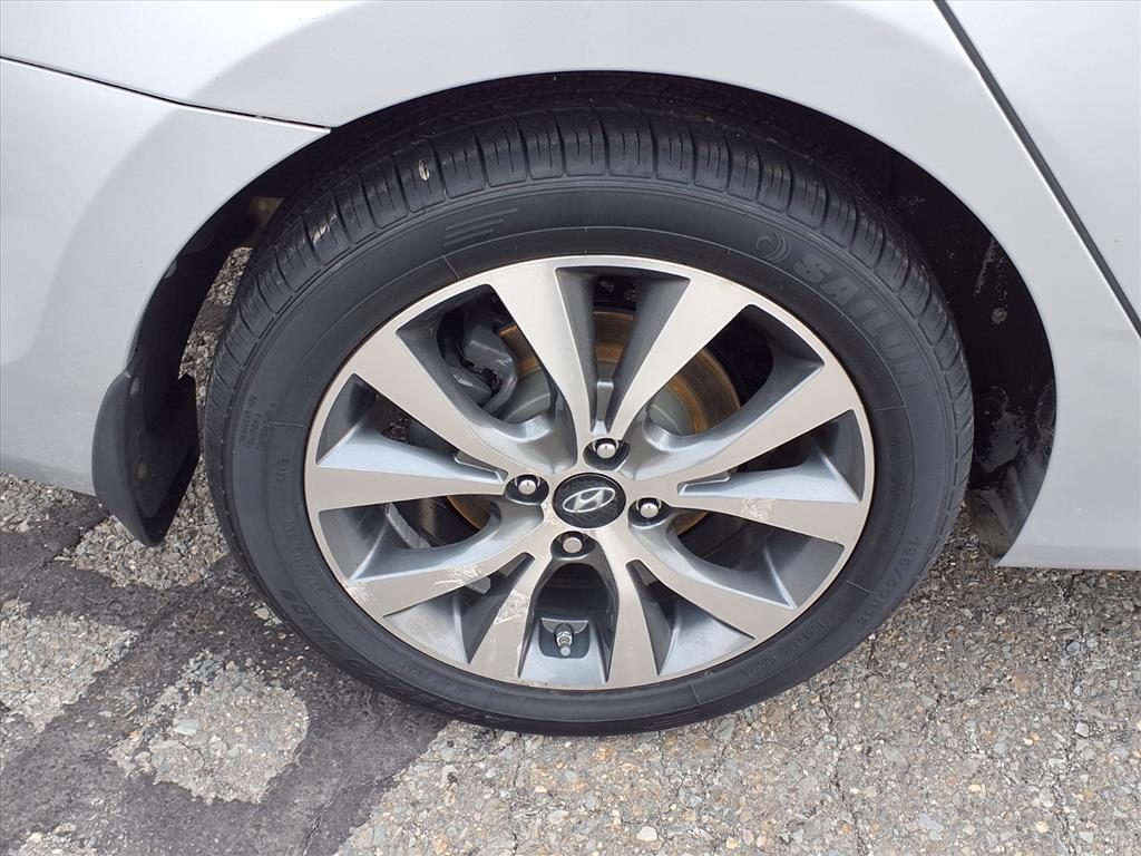 used 2016 Hyundai Accent car, priced at $14,995