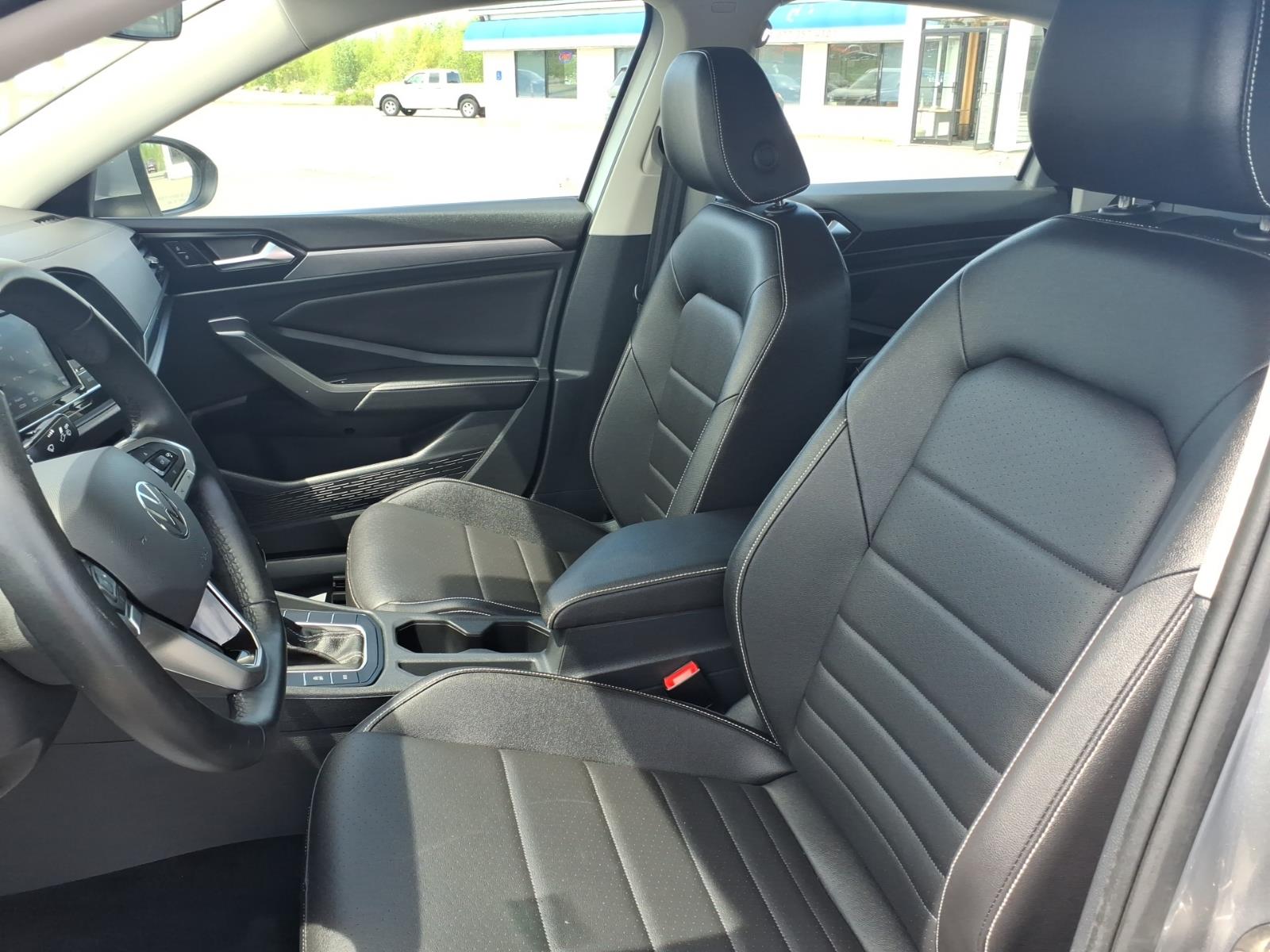 used 2024 Volkswagen Jetta car, priced at $22,337