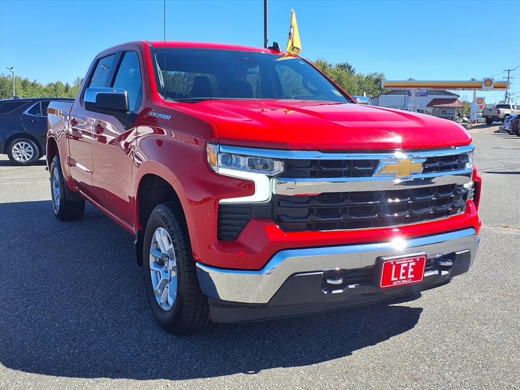2022 Chevrolet Silverado 1500 LT photo 3