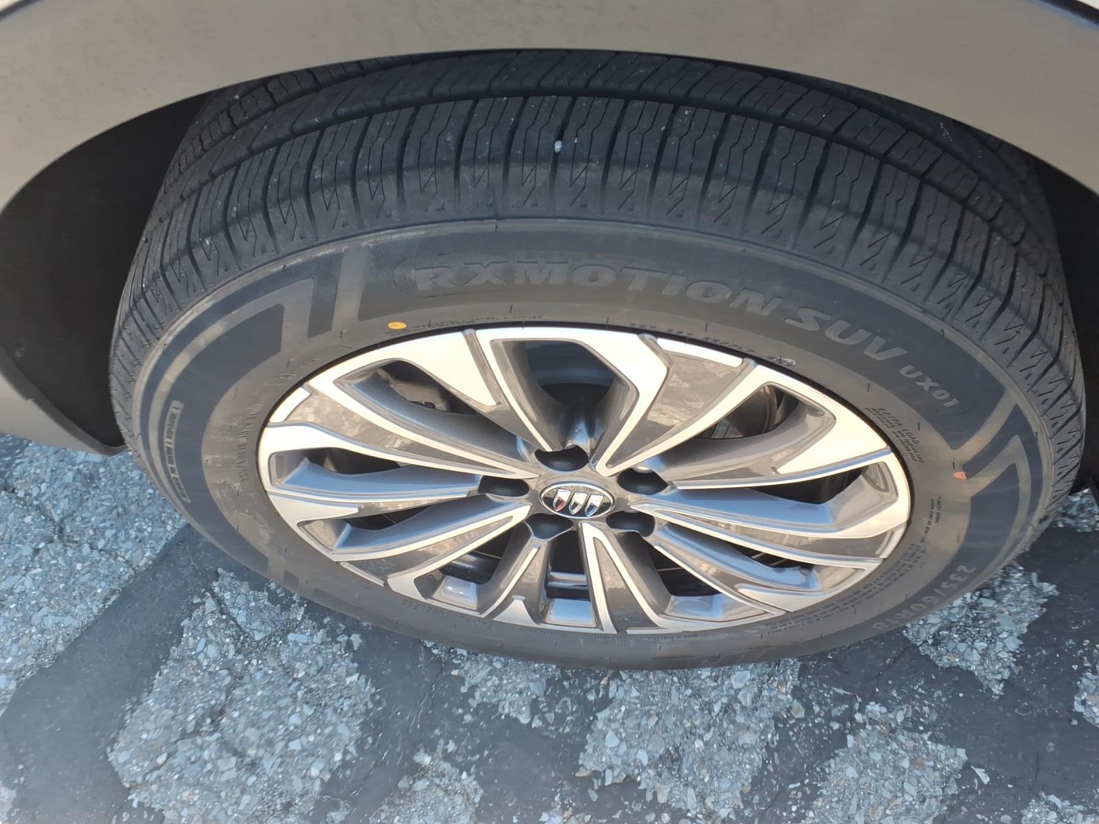 used 2024 Buick Envision car, priced at $27,426