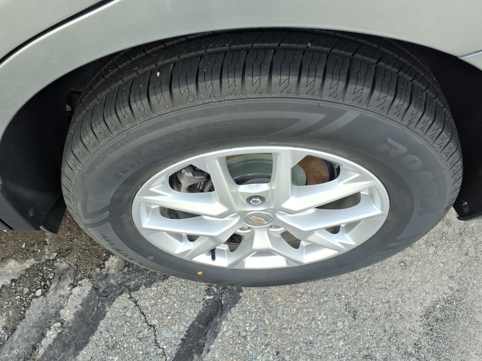 used 2024 Chevrolet Equinox car, priced at $24,648
