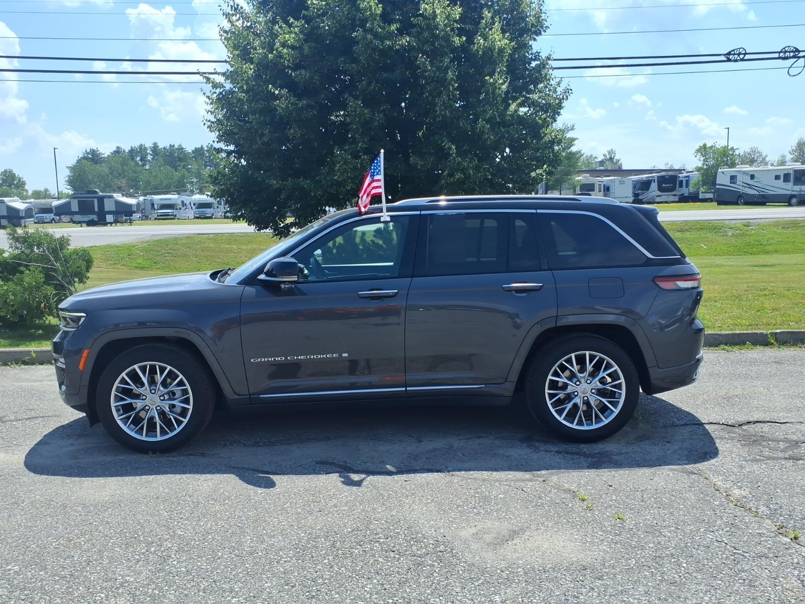 2022 Jeep Grand Cherokee Summit - Photo 8