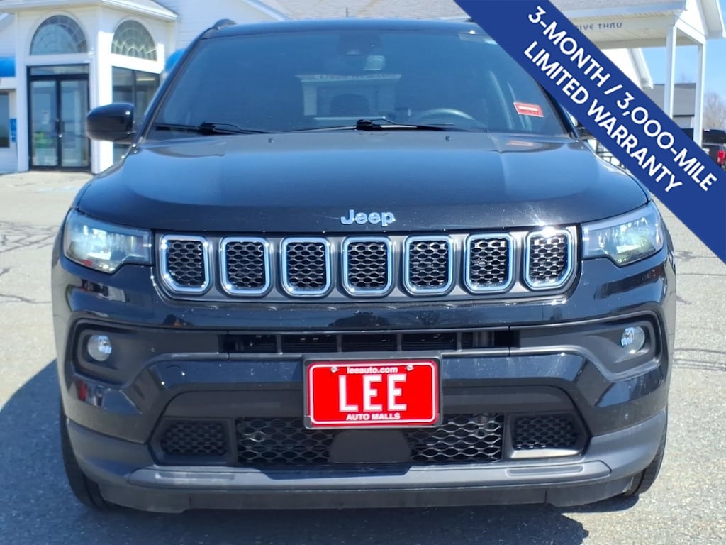 Used 2024 Jeep Compass Latitude SUV