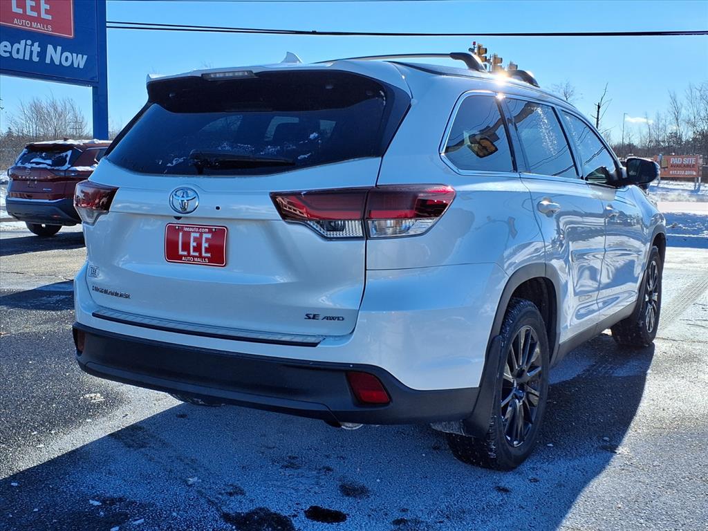 used 2019 Toyota Highlander car, priced at $28,888