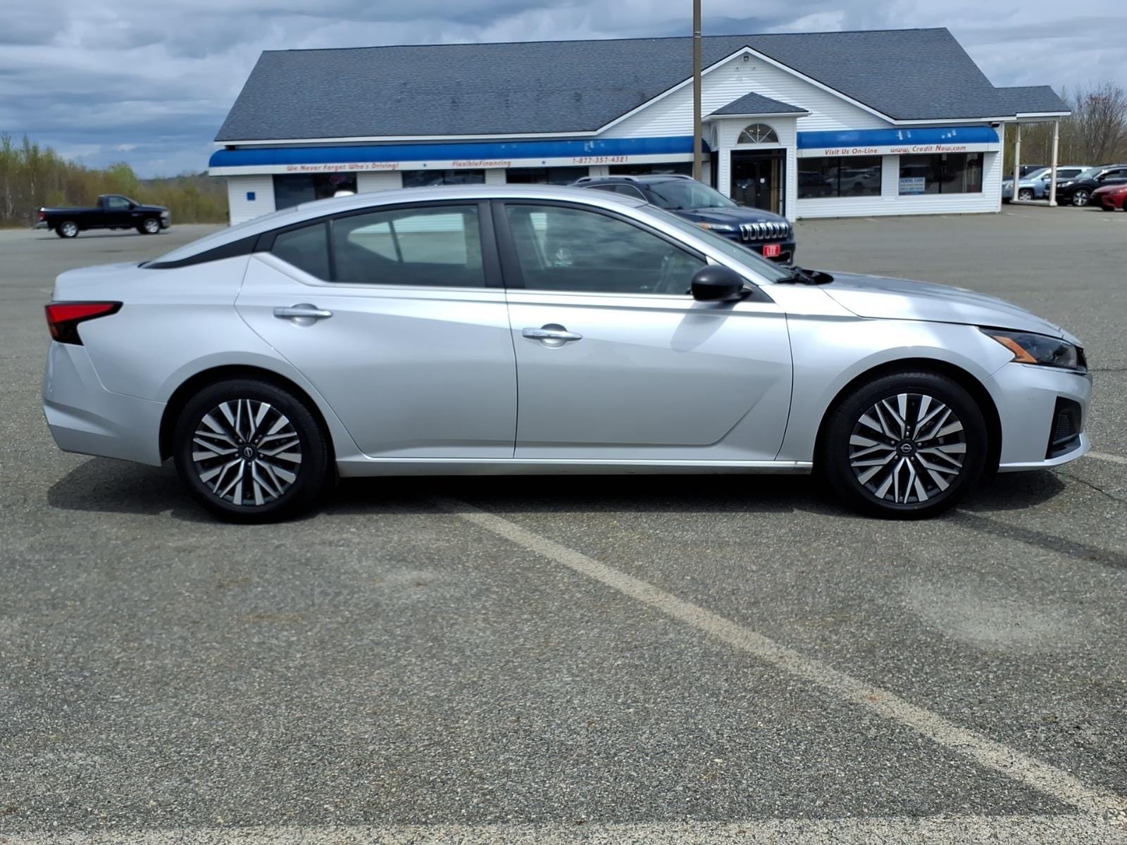 used 2024 Nissan Altima car, priced at $21,647