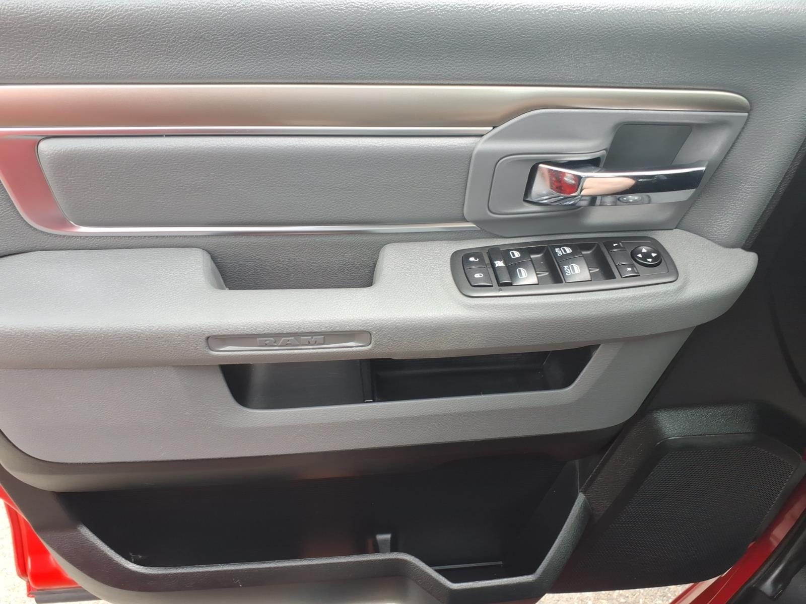 used 2020 Ram 1500 Classic car, priced at $30,337