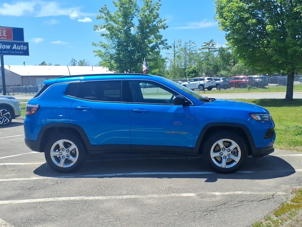 Used 2024 Jeep Compass Latitude SUV