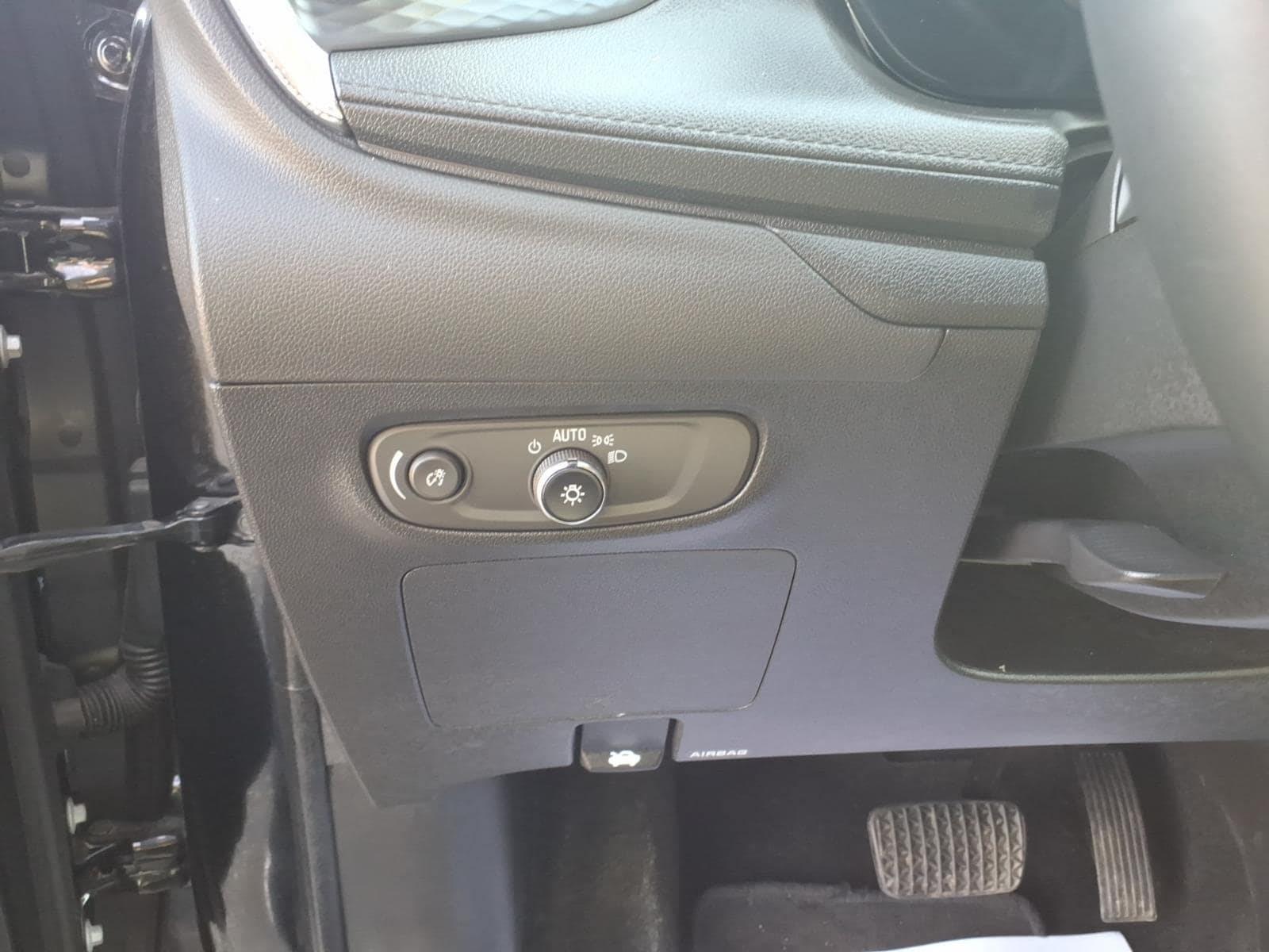 used 2025 Buick Encore GX car, priced at $24,333