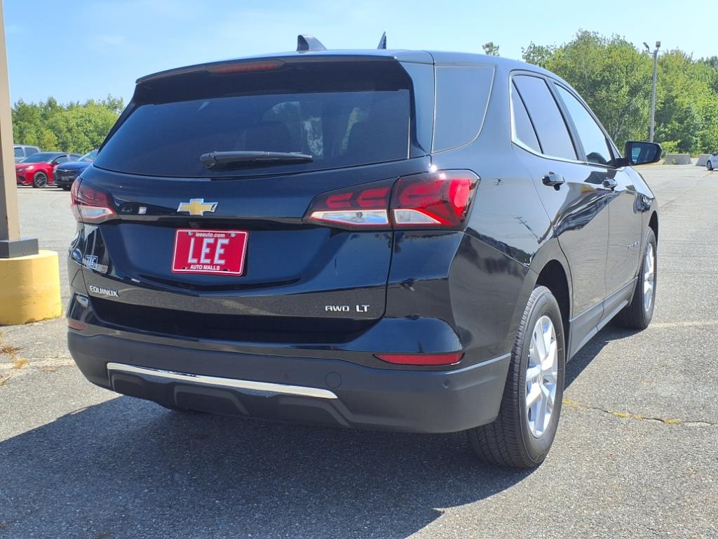 2022 Chevrolet Equinox LT photo 3