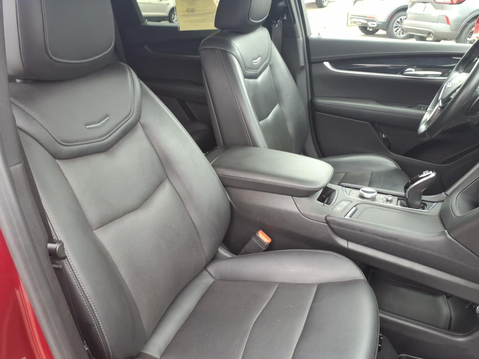 used 2020 Cadillac XT5 car, priced at $28,093