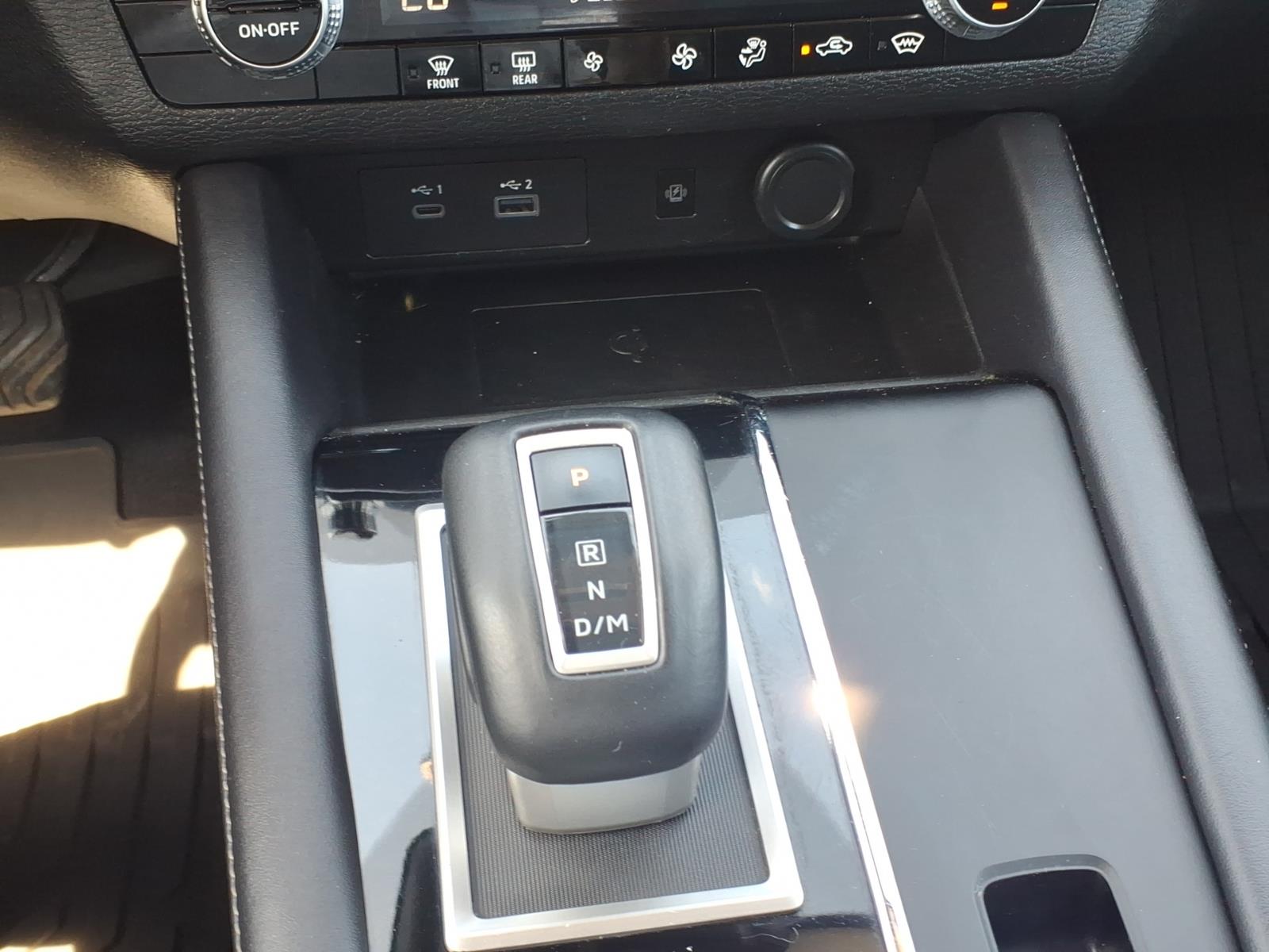 used 2024 Mitsubishi Outlander car, priced at $27,247