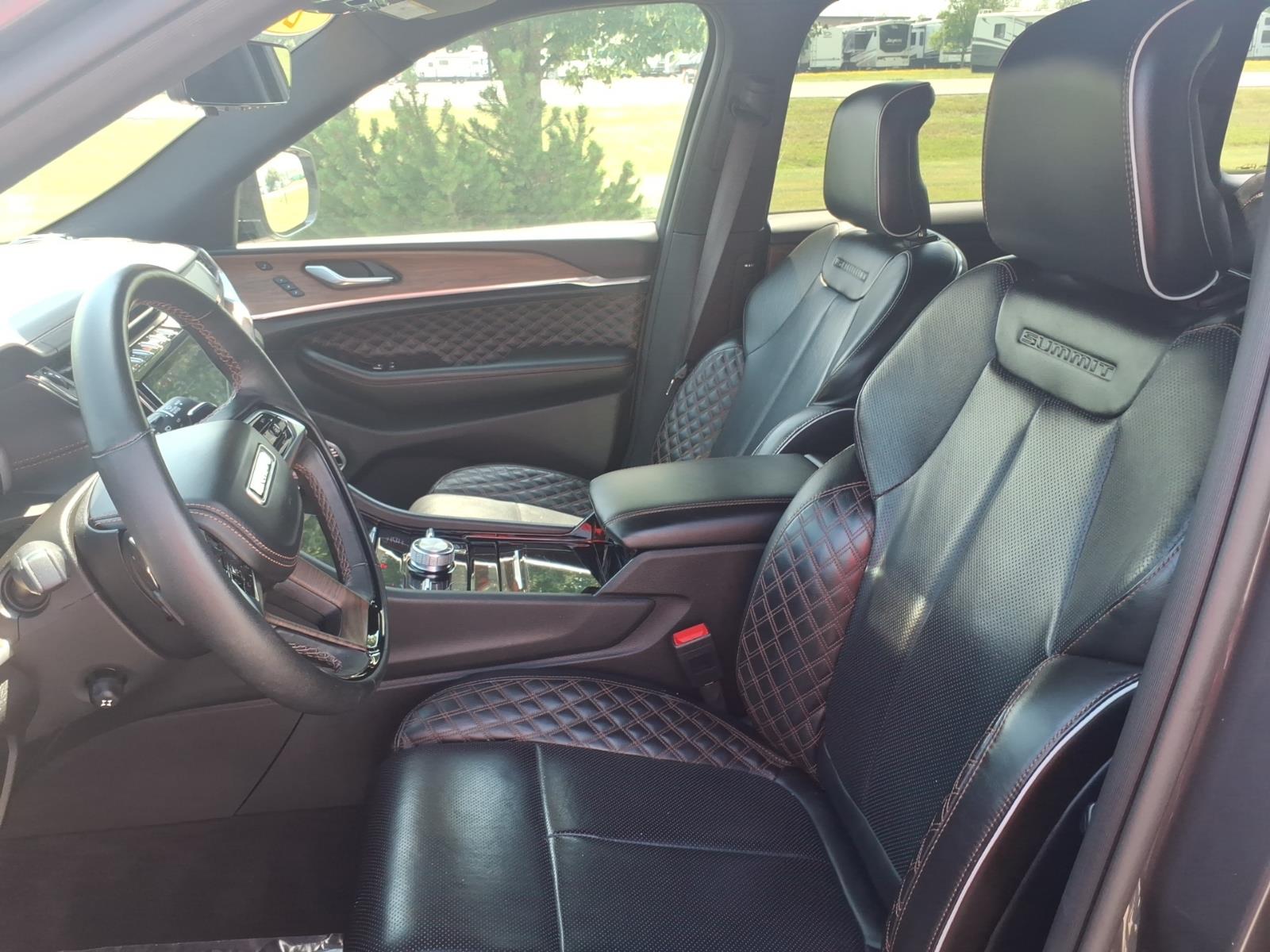 2022 Jeep Grand Cherokee Summit - Photo 14