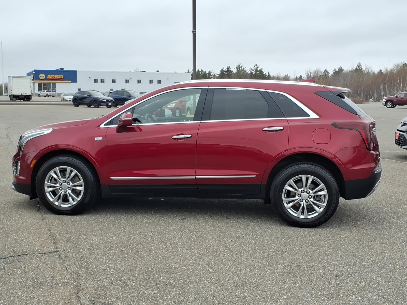 used 2020 Cadillac XT5 car, priced at $28,093
