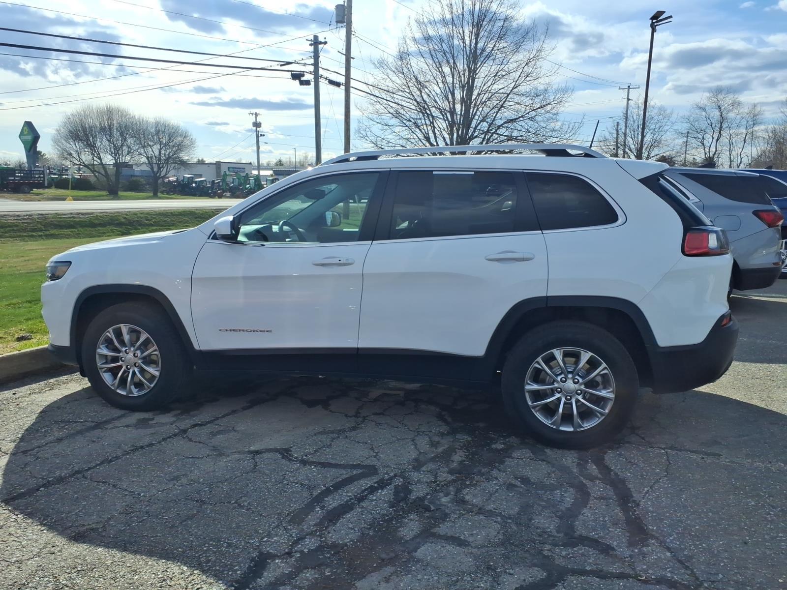 used 2021 Jeep Cherokee car, priced at $20,537