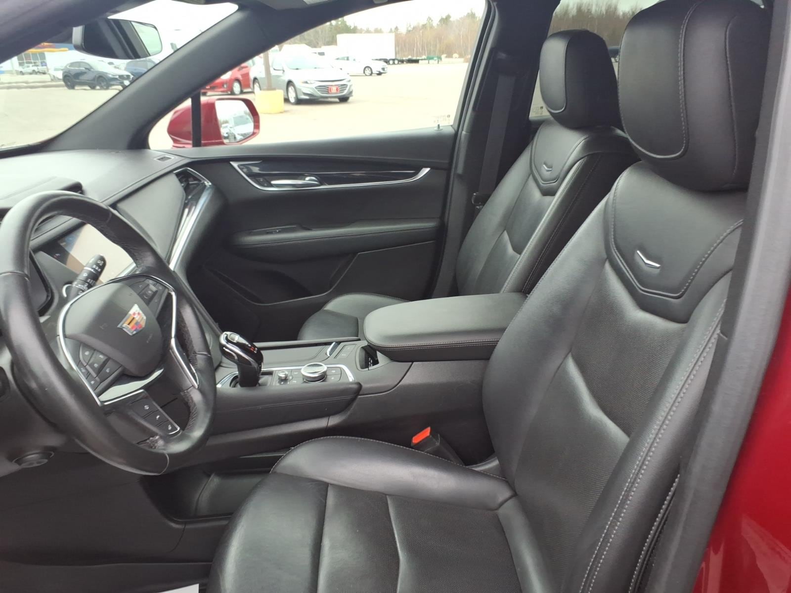 used 2020 Cadillac XT5 car, priced at $28,093