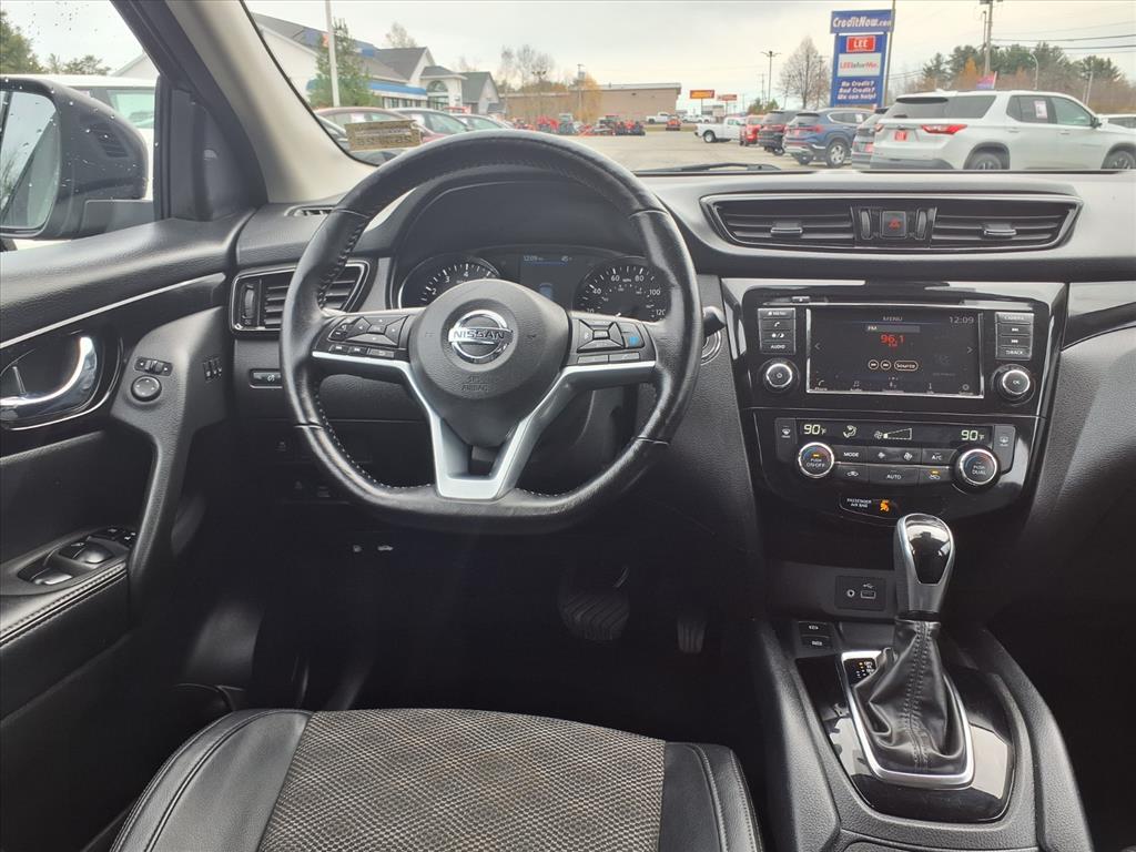 used 2022 Nissan Rogue Sport car, priced at $22,777