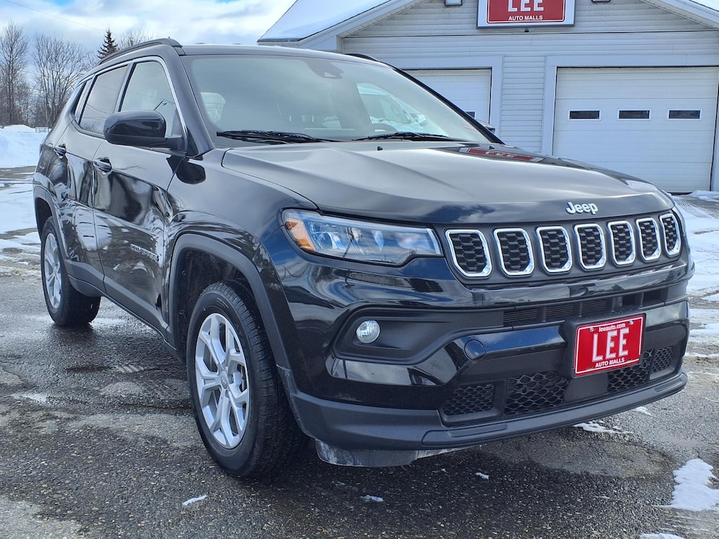 Used 2024 Jeep Compass Latitude SUV