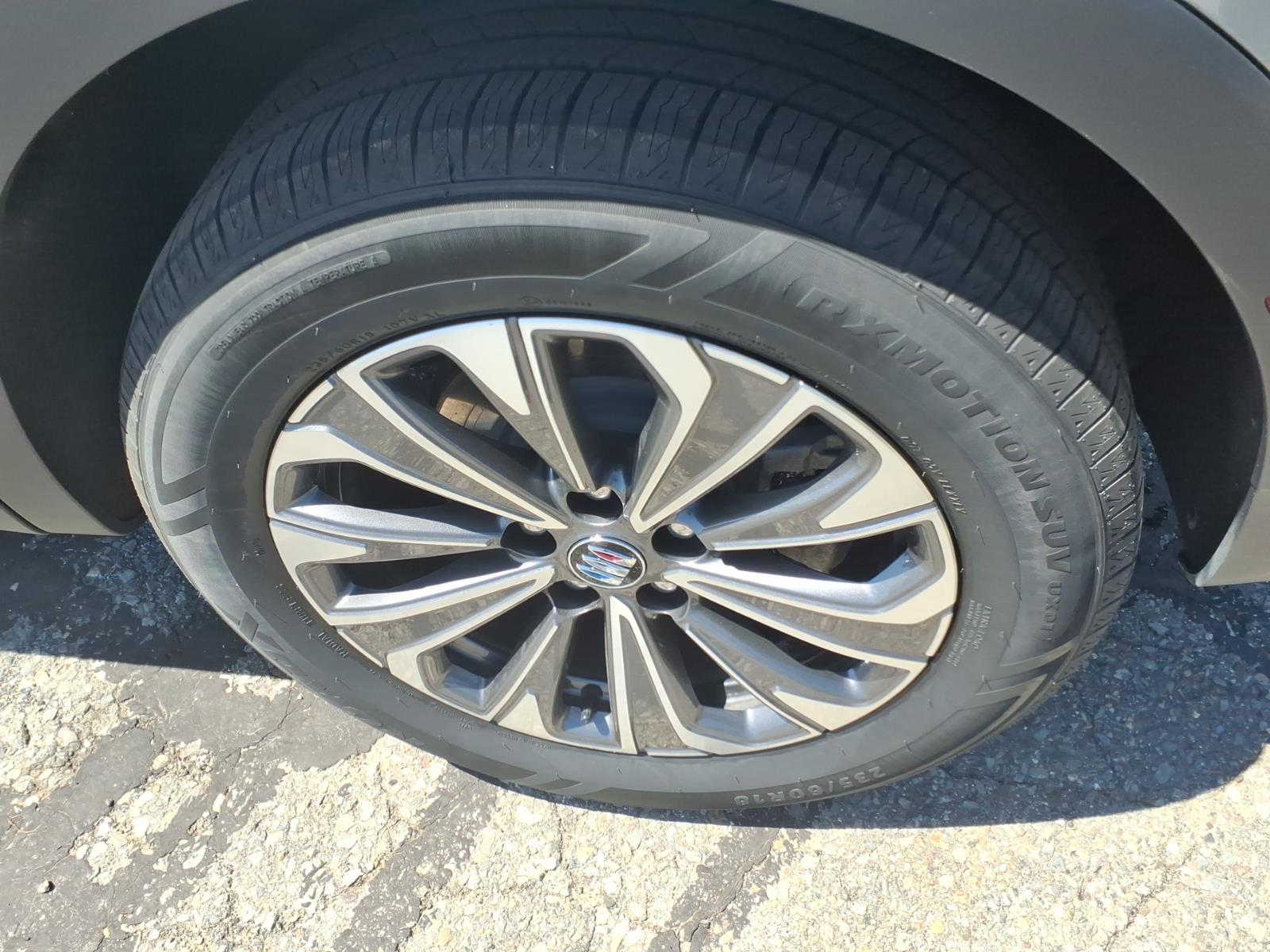 used 2024 Buick Envision car, priced at $27,426