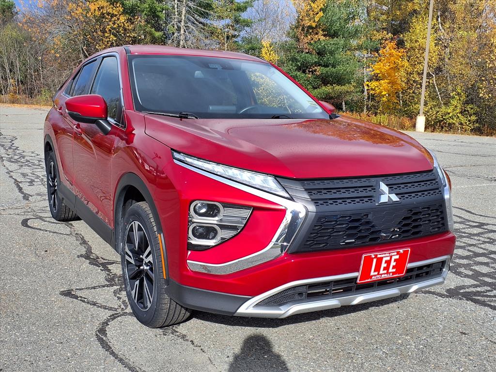 2024 Mitsubishi Eclipse Cross SE photo 2