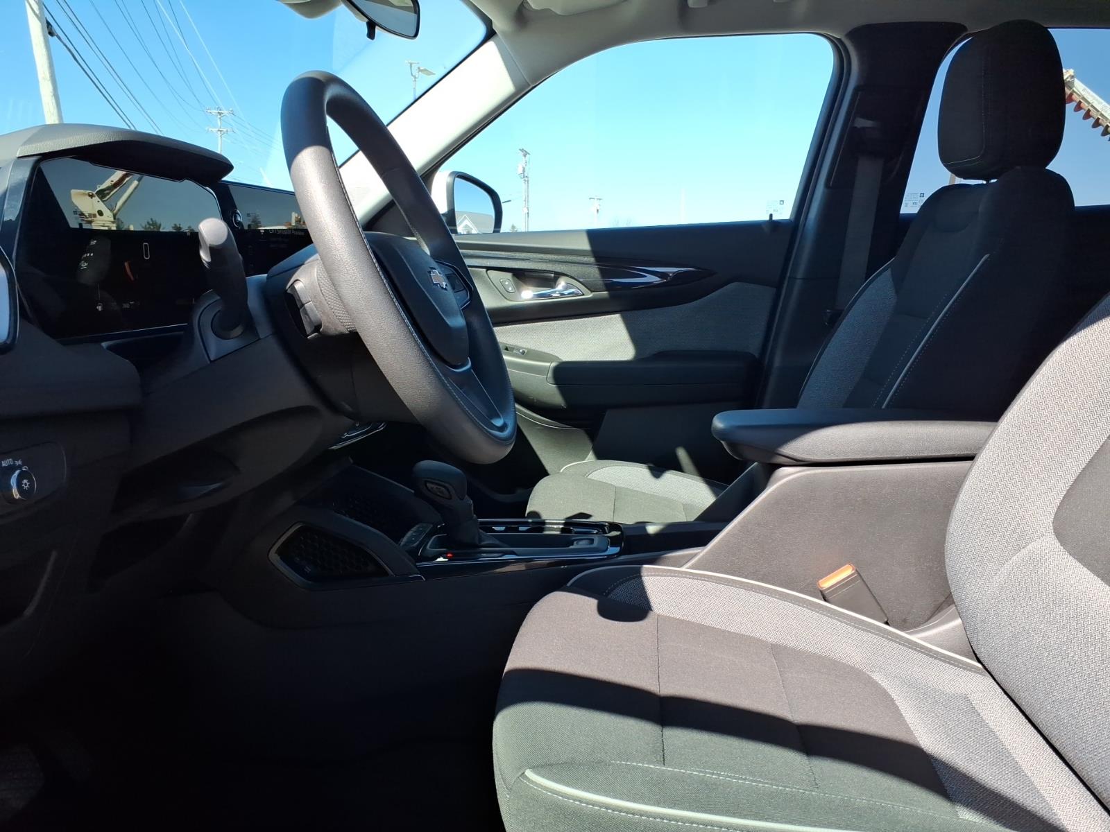 used 2025 Chevrolet TrailBlazer car, priced at $24,888