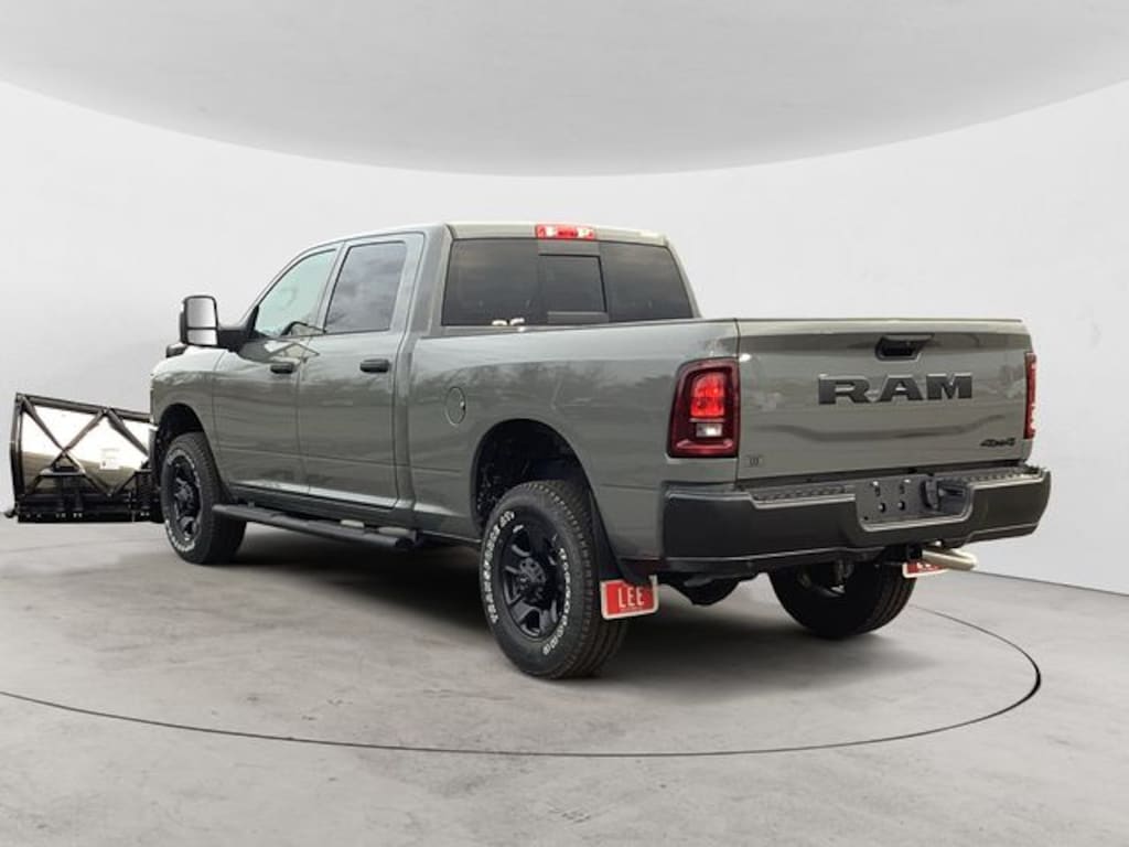 New 2026 Ram 2500 TRADESMAN CREW CAB 4X4 6'4 BOX Pickup
