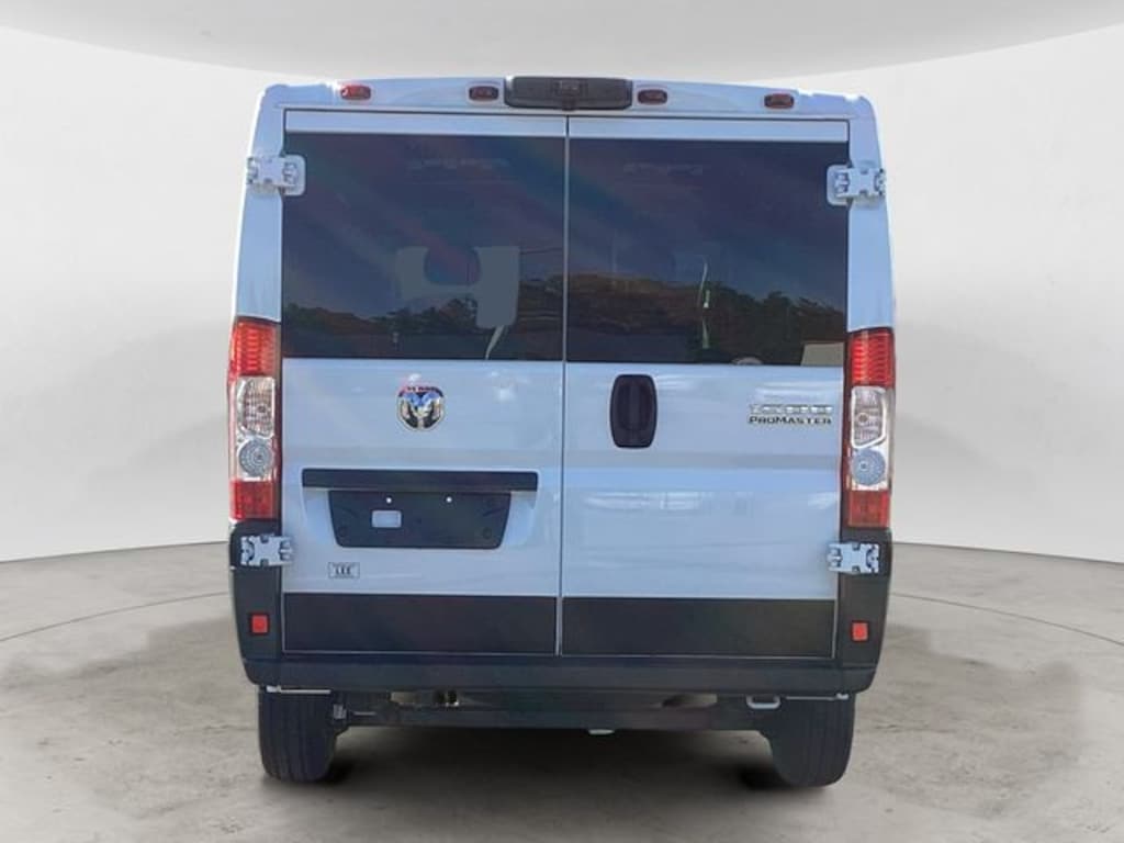 New 2025 Ram ProMaster PROMASTER 1500 TRADESMAN CARGO VAN LOW ROOF 136' W Cargo Van