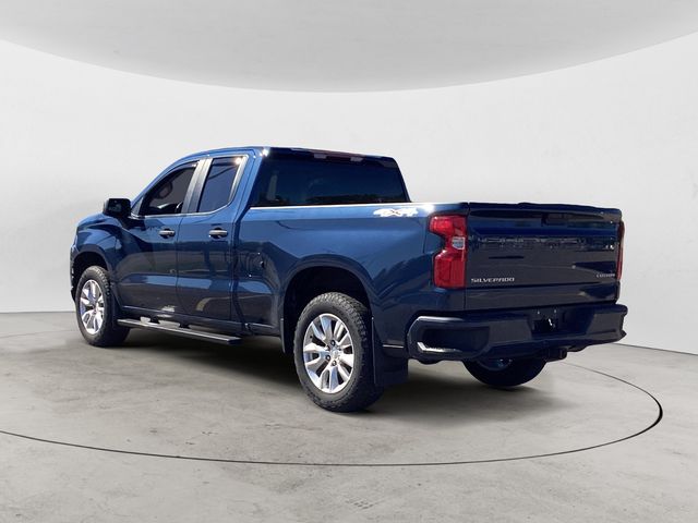 2022 Chevrolet Silverado 1500 Custom photo 3
