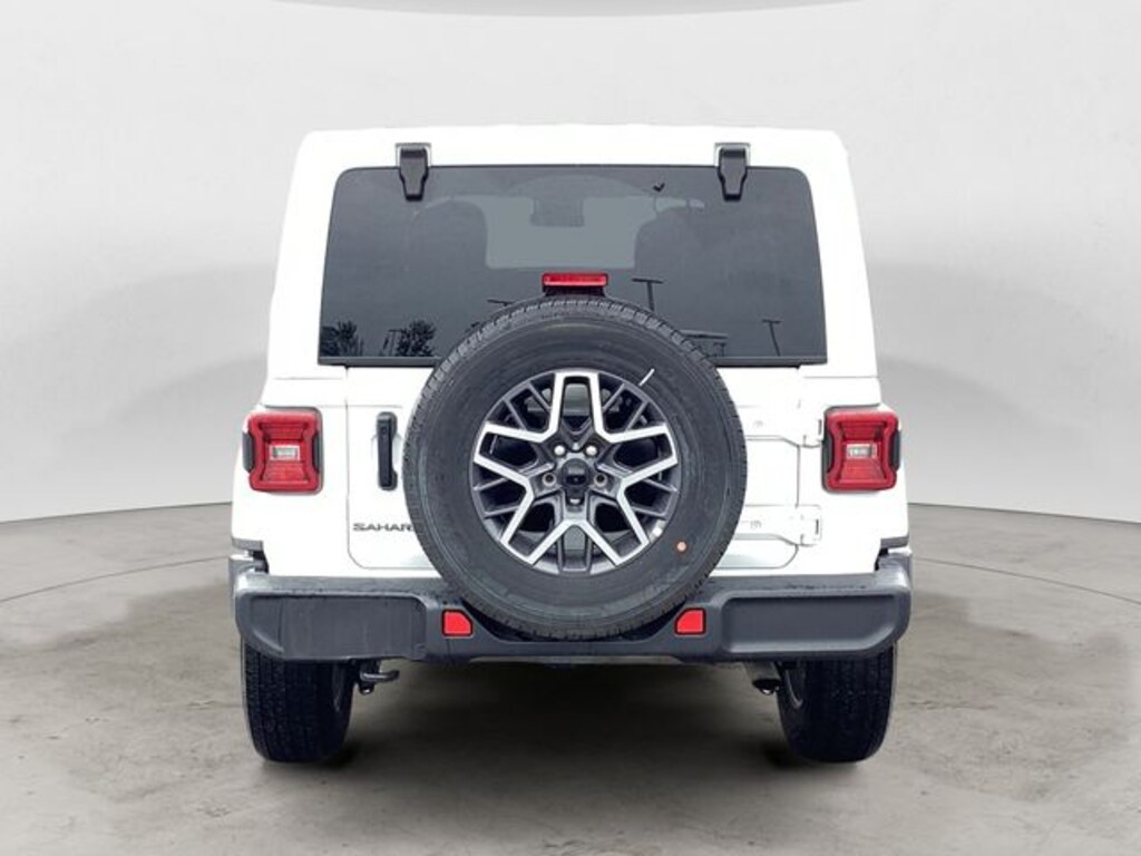 Certified 2025 Jeep Wrangler Sahara SUV