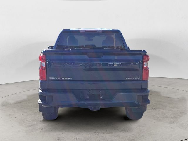 2022 Chevrolet Silverado 1500 Custom photo 4