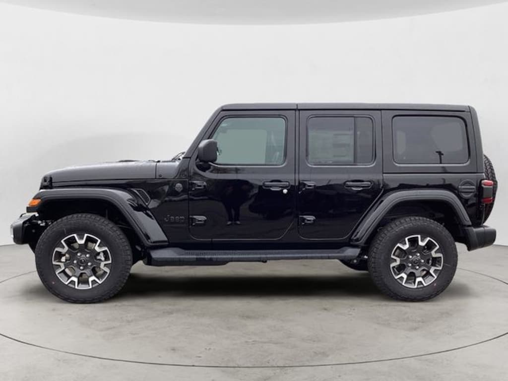 New 2026 Jeep Wrangler 4-DOOR SAHARA Sport Utility
