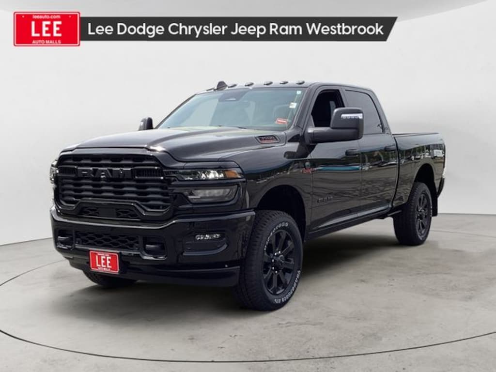 New 2026 Ram 3500 BIG HORN CREW CAB 4X4 6'4 BOX Pickup