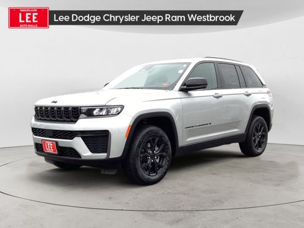 New 2026 Jeep Grand Cherokee LAREDO ALTITUDE 4X4 Sport Utility