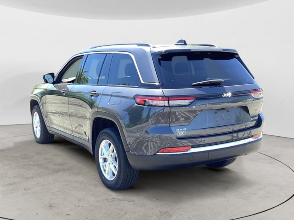 Used 2023 Jeep Grand Cherokee Laredo X SUV