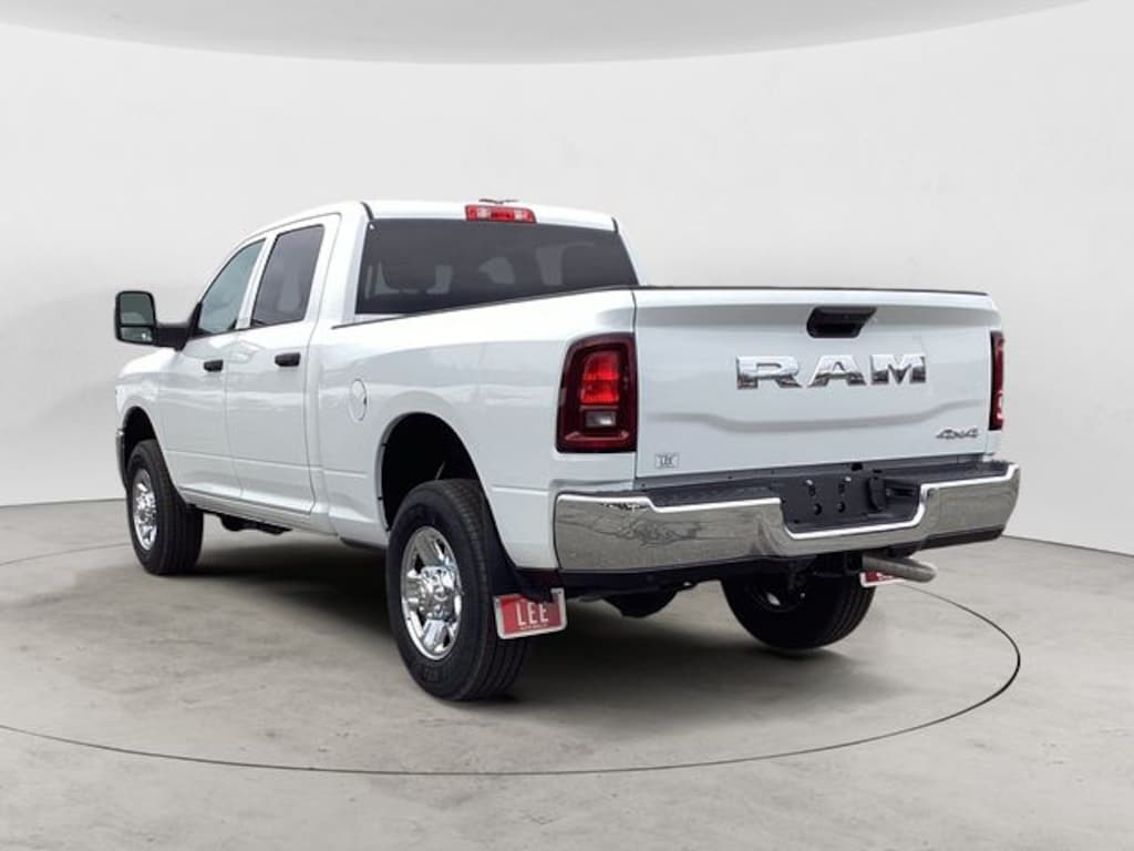 New 2026 Ram 2500 TRADESMAN CREW CAB 4X4 6'4 BOX Pickup