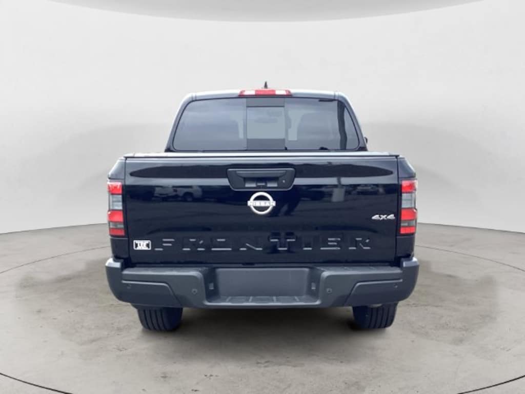 Used 2025 Nissan Frontier S Truck