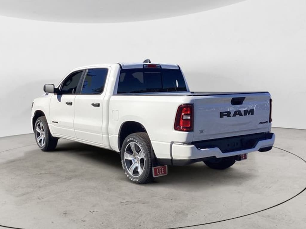New 2025 Ram 1500 Tradesman Crew Cab 4x4 5'7 Box Pickup