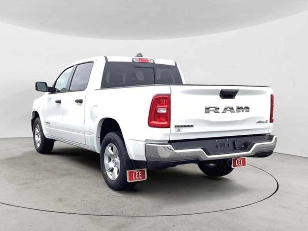 New 2026 Ram 1500 BIG HORN CREW CAB 4X4 5'7 BOX Pickup