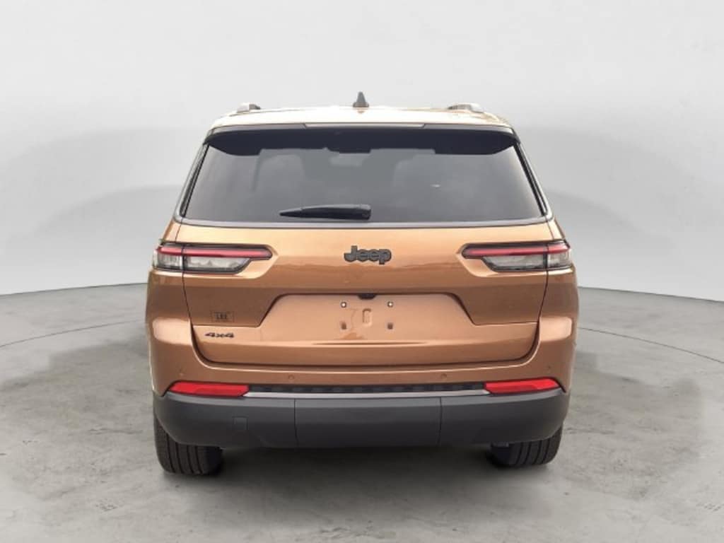 New 2026 Jeep Grand Cherokee L LIMITED 4X4 Sport Utility
