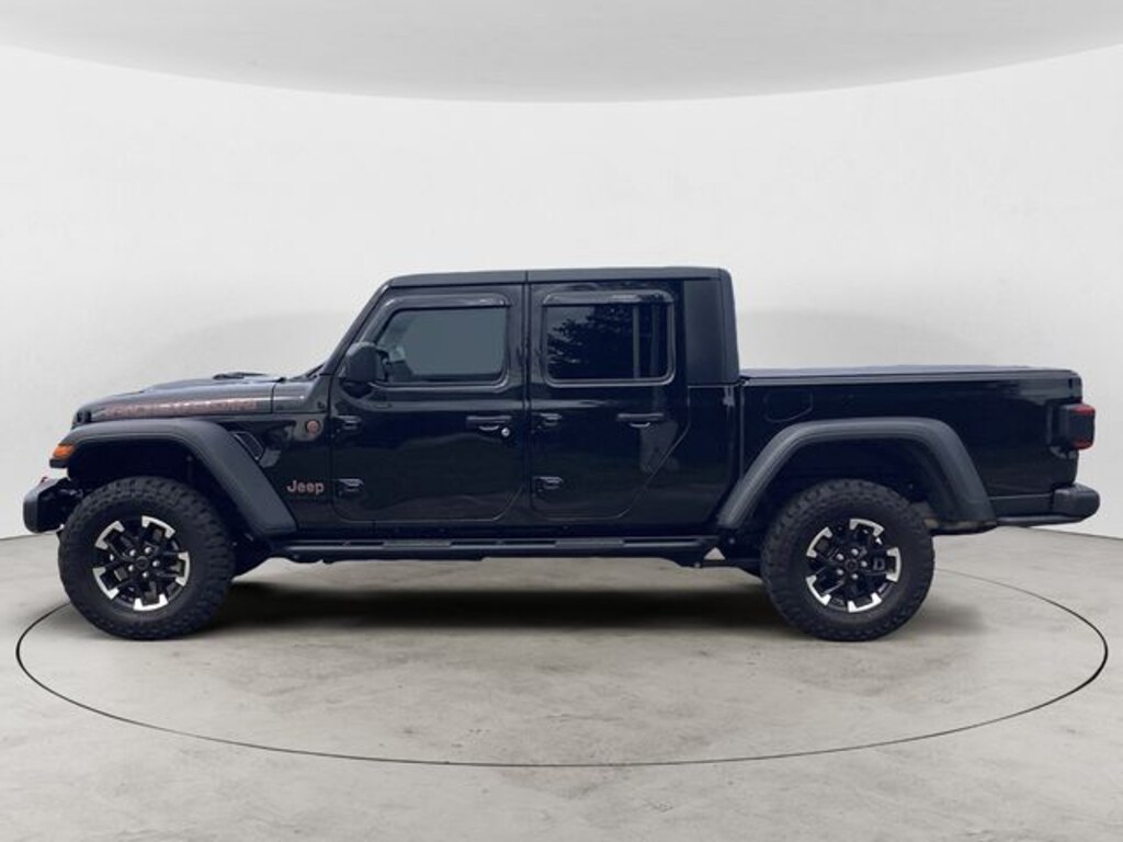 Used 2024 Jeep Gladiator Rubicon Truck