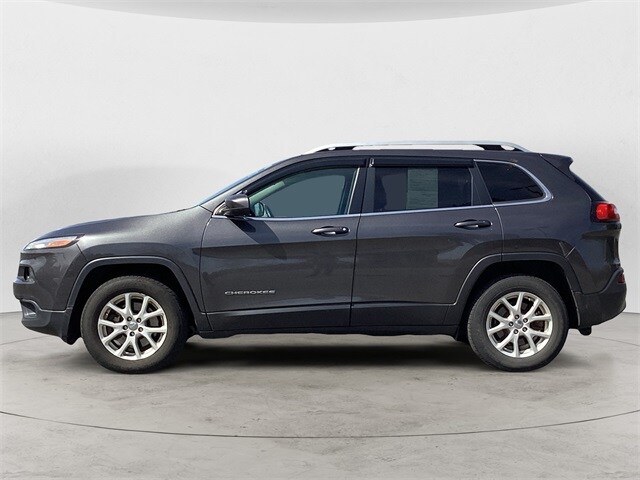 Used 2016 Jeep Cherokee Latitude with VIN 1C4PJMCS8GW286543 for sale in Westbrook, ME