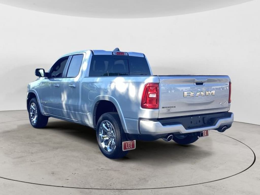 New 2026 Ram 1500 BIG HORN QUAD CAB 4X4 6'4 BOX Pickup