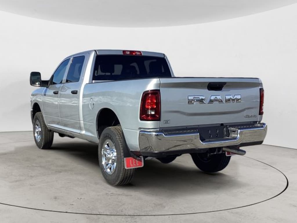 New 2026 Ram 2500 TRADESMAN CREW CAB 4X4 6'4 BOX Pickup