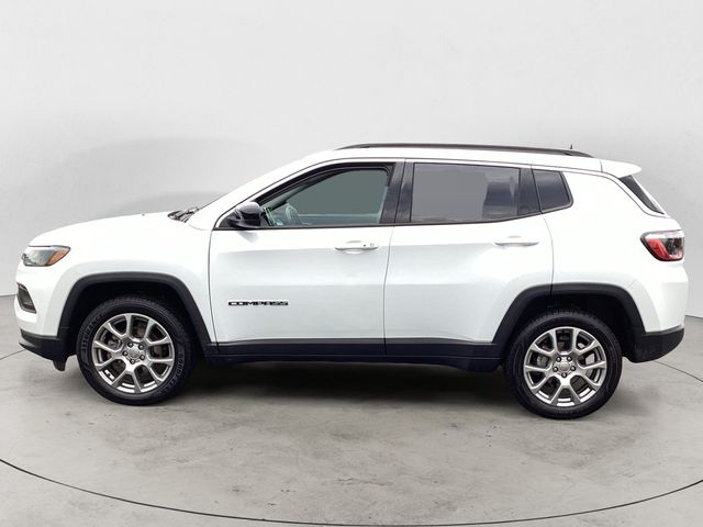 Certified 2022 Jeep Compass Latitude Lux with VIN 3C4NJDFB2NT230393 for sale in Westbrook, ME