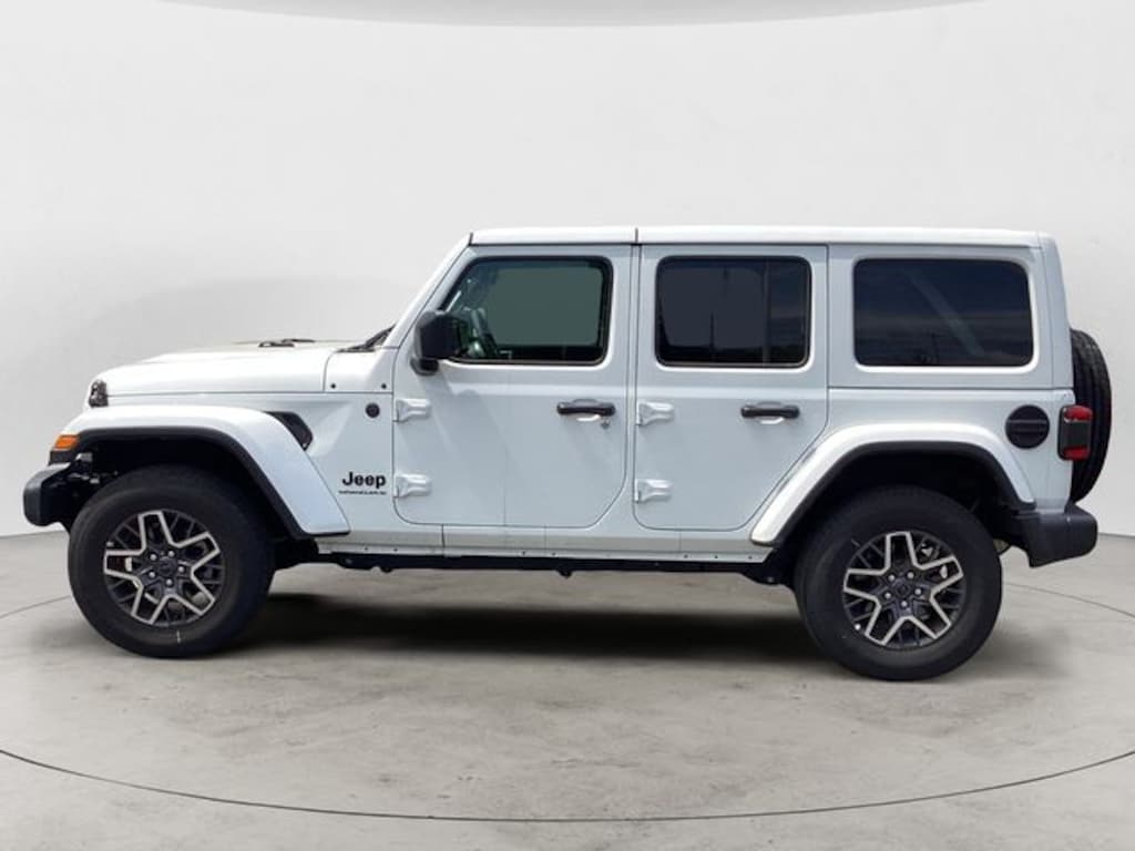 Used 2025 Jeep Wrangler Sahara SUV