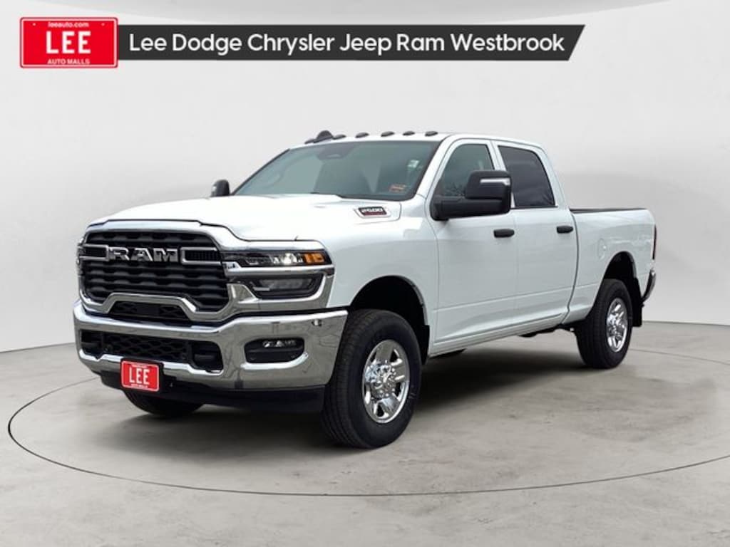 New 2026 Ram 2500 TRADESMAN CREW CAB 4X4 6'4 BOX Pickup