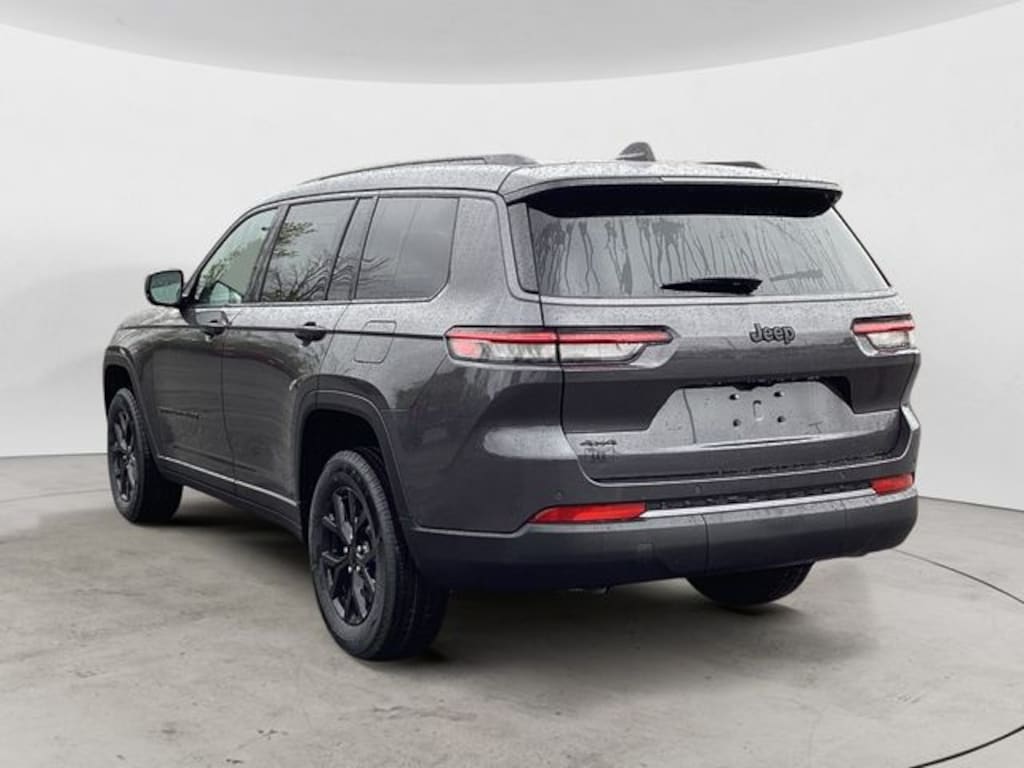 New 2026 Jeep Grand Cherokee L LAREDO ALTITUDE 4X4 Sport Utility