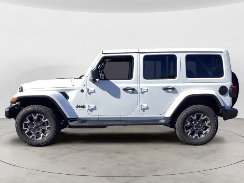 New 2027 Jeep Wrangler 4-DOOR SAHARA Sport Utility