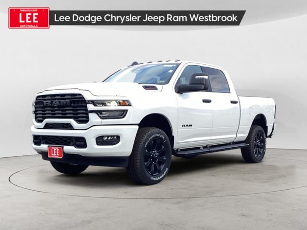 New 2026 Ram 2500 BIG HORN CREW CAB 4X4 6'4 BOX Pickup